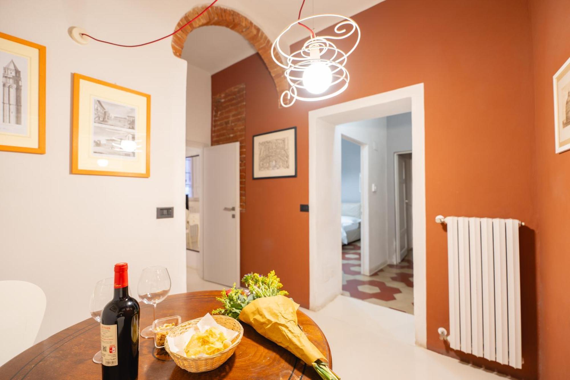 Toselli Suite Apartment ปิซา ภายนอก รูปภาพ